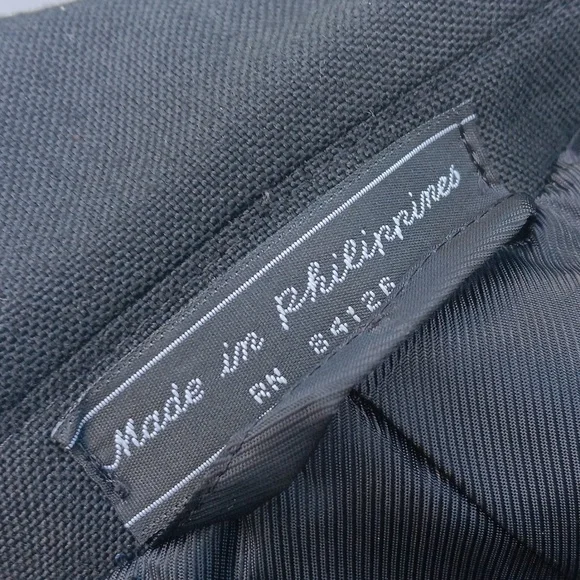 Stanley Blacker Men's (2) Button Luxury Blazer with Metallic Style Buttons - Picture 15 of 16